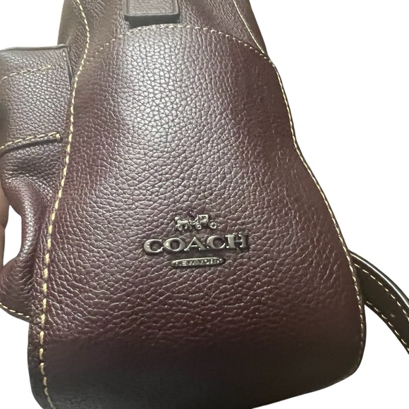 COACH Leather Backpack -- Large and GORGEOUS!!! - Picture 6 of 12